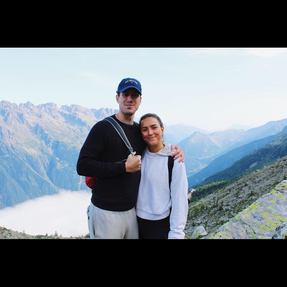 Meet your Posher, Adrienne - Picture 12 of 16